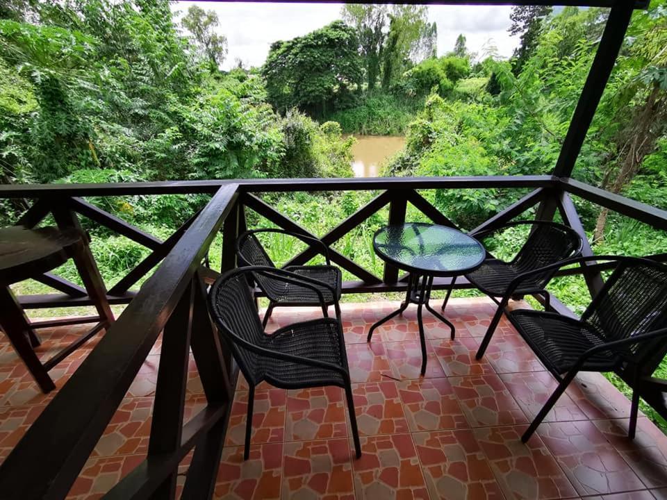 Rs Phong Riverside Resort Khon Kaen Eksteriør billede